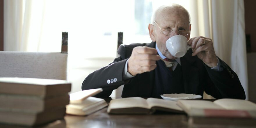 Quels sont les bienfaits de la lecture pour les seniors ?