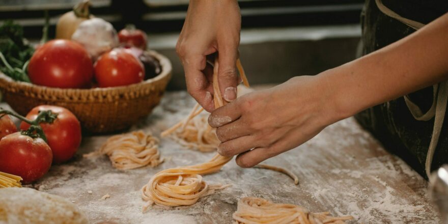 Menu plaisir à l’accent italien adapté pour un régime senior